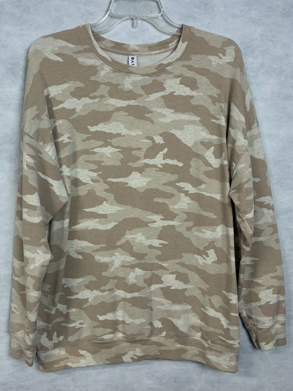 Athleta Balance Pullover Sweatshirt Tan Camo Womens L Stretch Cozy Athleisure